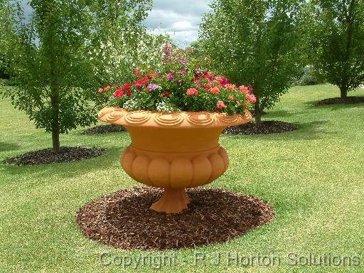 Urn Hunter Valley Gardens 